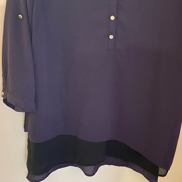 Reitmans v-neck blouse 3/4 length sleeve asymmetrical - Picture 3 of 8